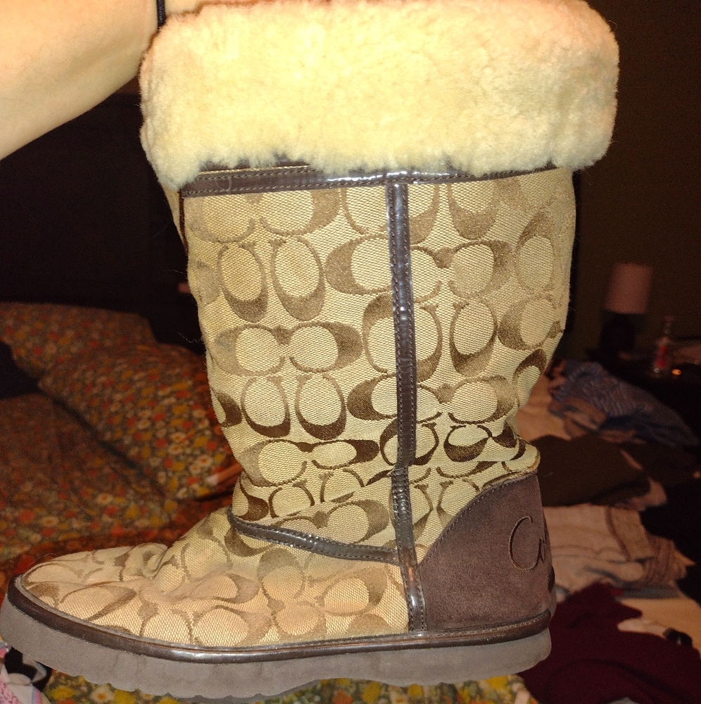 Coach boots